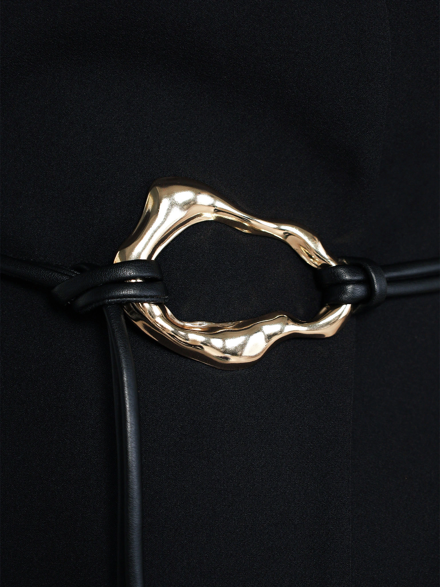 Жилет прямого кроя со шлевками